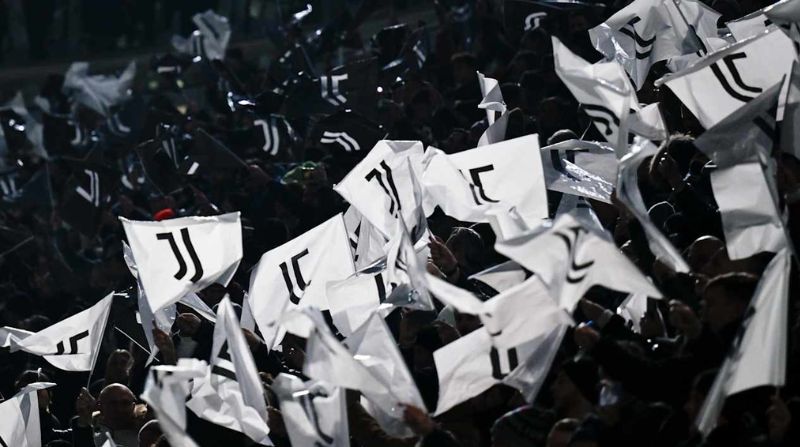 Fan Juventus gọi là gì? Giải mã biệt danh Juventini, Bianconeri và bà đầm già Turin