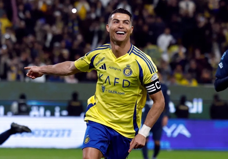 Ronaldo dẫn đầu danh sách Forbes lần thứ 6 trong thập kỷ qua với tổng thu nhập 280 triệu USD/mùa