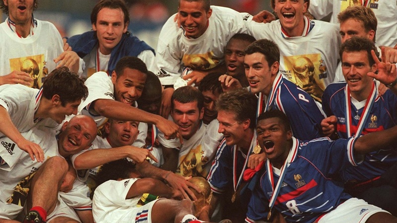 World Cup 1998 tổ chức tại Pháp — và đặc biệt danh tuyển Pháp